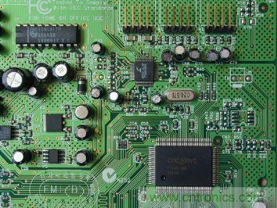 針對PCB區塊產生的EMI干擾問題，可使用EMI改善對策元件重點改善