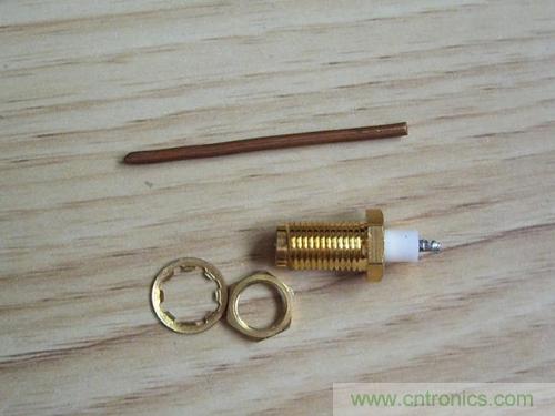 最簡單使用的天線——罐頭天線，可做正饋大鍋饋源！ 