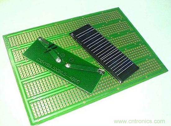 微型太陽能供電板DIY，給手電筒收音機供電