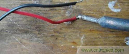 想減少電費嗎？DIY一個迷你風力發電機吧