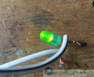 想減少電費嗎？DIY一個迷你風力發電機吧