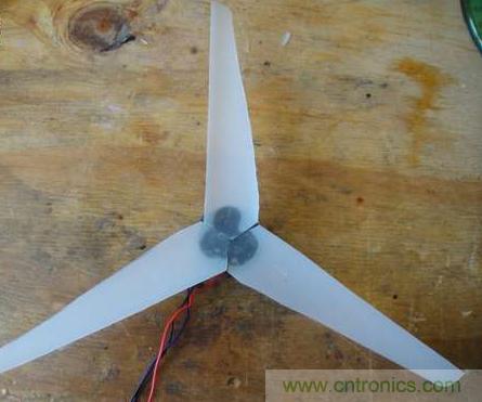 想減少電費嗎？DIY一個迷你風力發電機吧