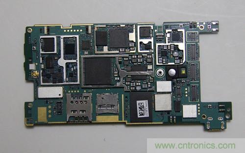 拆解4G新機索尼M35t：用料十足，易于維修