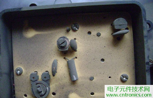 拆個老古董，日本精工石英電子掛鐘拆解