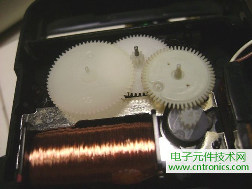 拆個老古董，日本精工石英電子掛鐘拆解