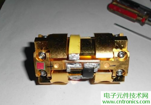 這貨一萬三？50W半導體激光模塊拆解