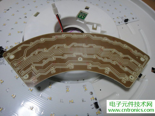 高端大氣上檔次！智能遙控調光LED吸頂燈拆解