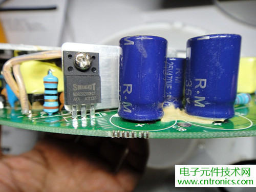 高端大氣上檔次！智能遙控調光LED吸頂燈拆解