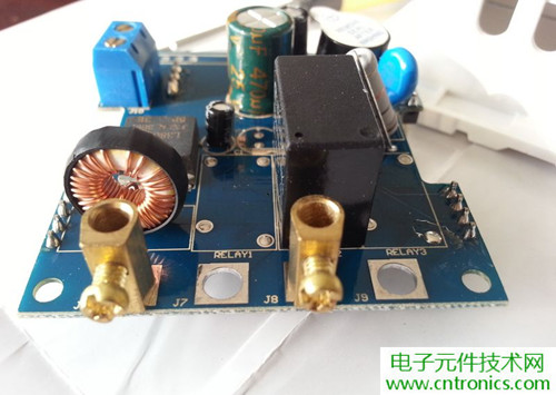 一款觸控開關拆解，做工不錯