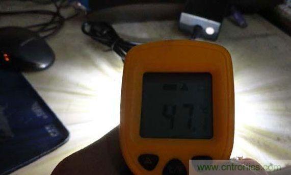 變廢為寶！風扇散熱器變身山寨LED燈
