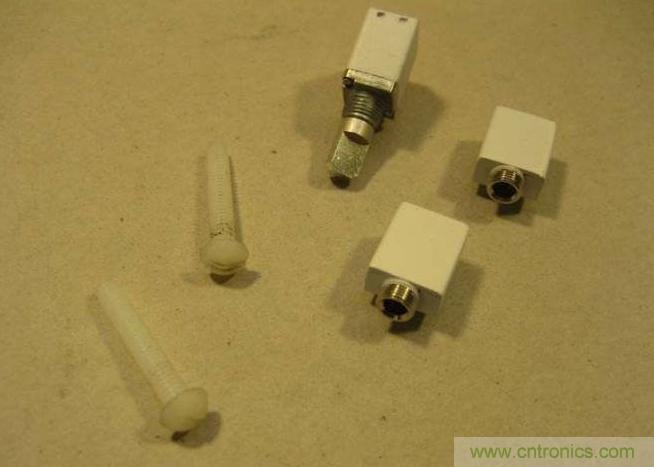 我就是這么牛！DIY IPod 耳放!