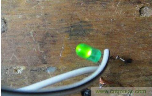 創意DIY！迷你風力發電機！