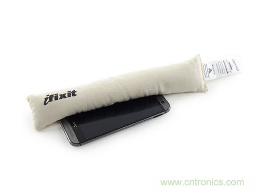 牛人強拆！新HTC One(M8)真機精密做工難修理