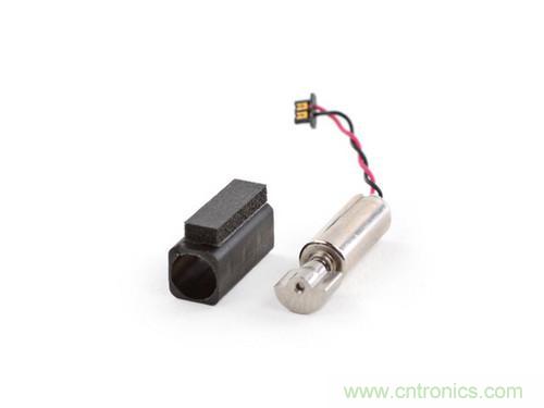 牛人強拆！新HTC One(M8)真機精密做工難修理