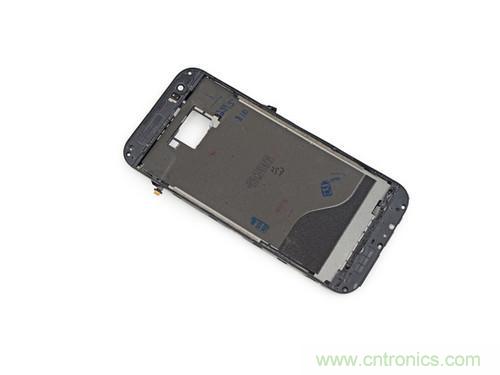 牛人強拆！新HTC One(M8)真機精密做工難修理