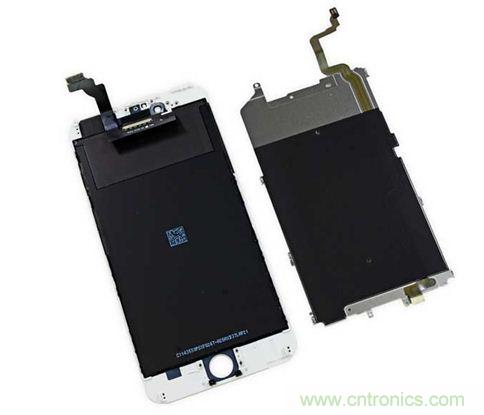 iPhone 6 Plus搭載的高清LED屏幕尺寸為5.5英寸，像素密度為401ppi，并采用了IPS（平面轉換）技術。（來源：iFixit）