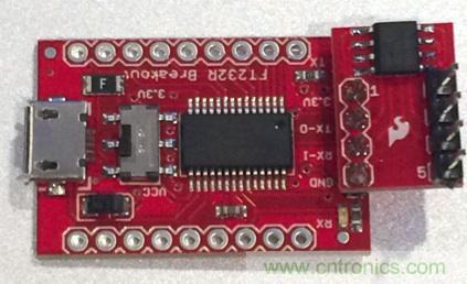  圖4：裝配好的隔離型USB-to-UART轉換器。