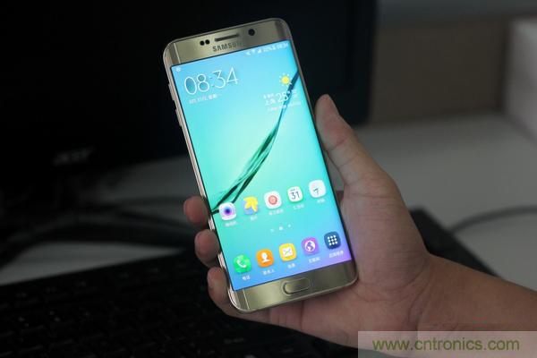 三星S6 Edge+拆解：比S6 Edge加在哪里？