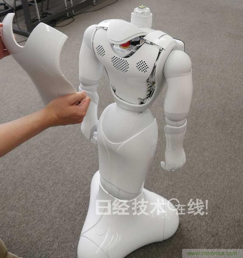 拆解筆記本不過癮，那就來拆拆日本情感機器人吧！