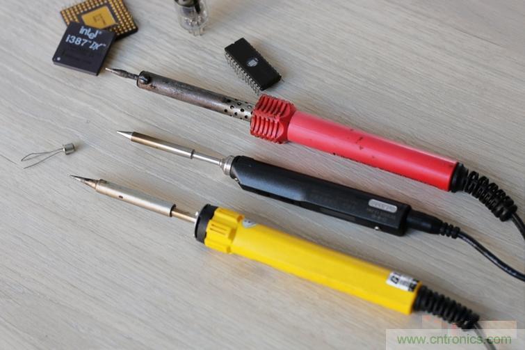 一款能喚起 70 后工程師朋友“童年趣事”的迷你電烙鐵！