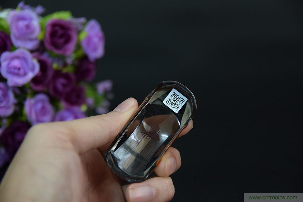 虛擬與現實相結合的飛車游戲，讓你體驗速度與激情的碰撞！