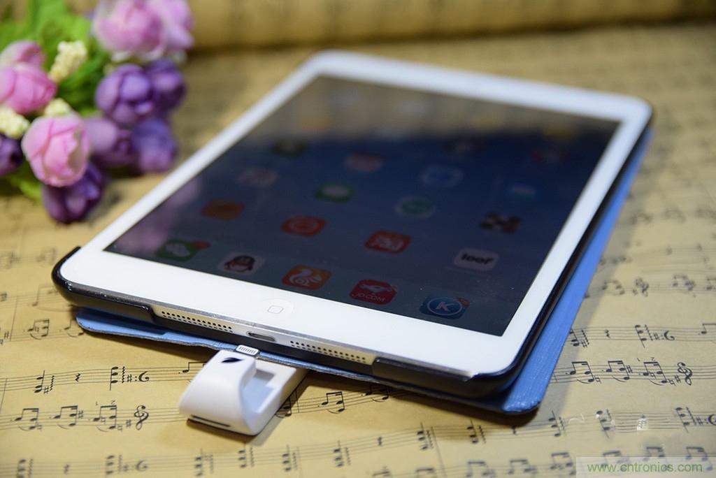 不越獄，就能隨意給iPad增容的影音娛樂利器
