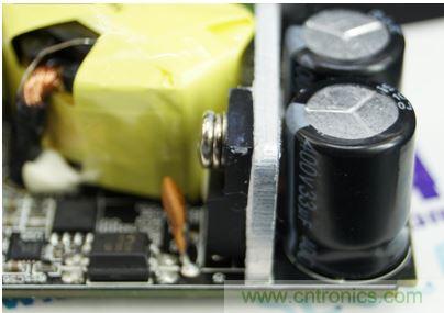 69元小米4口USB充電器詳細拆解，看完你也能DIY一個