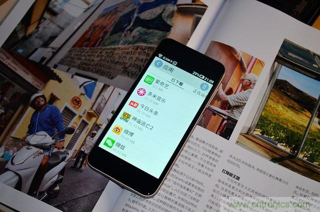 1599元，這款老年手機比小米note還貴100元
