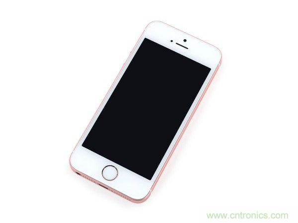 有什么地方沒有變？iPhone SE真機拆解