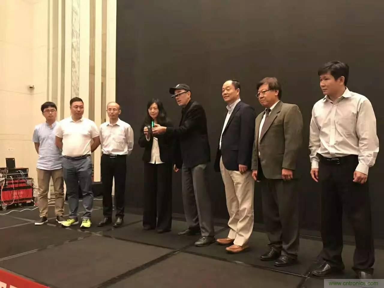 深圳要聞|全球可穿戴之父Steve Mann來深圳了！2017深圳智能穿戴,VR/AR前沿技術論壇暨開發者交流酒會