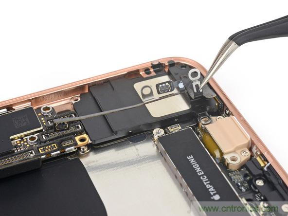 iPhone 8首拆：無線充電版本的iPhone 7？