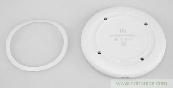 拆解對比：系出同門，小米、紫米無線充電器的差別有多大？