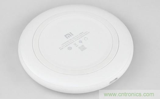 拆解對比：系出同門，小米、紫米無線充電器的差別有多大？
