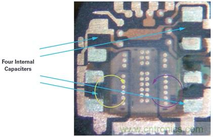 是否可以將低EMI電源安裝到擁擠的電路板上？