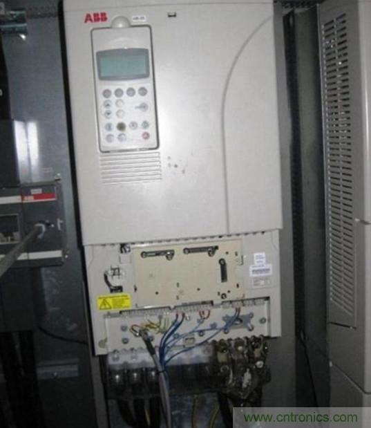變頻器的輸出頻率調高，那么輸出電壓將如何提高？