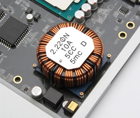 功率電感四重奏：從筆記本到光伏，解析能效升級的隱形推手